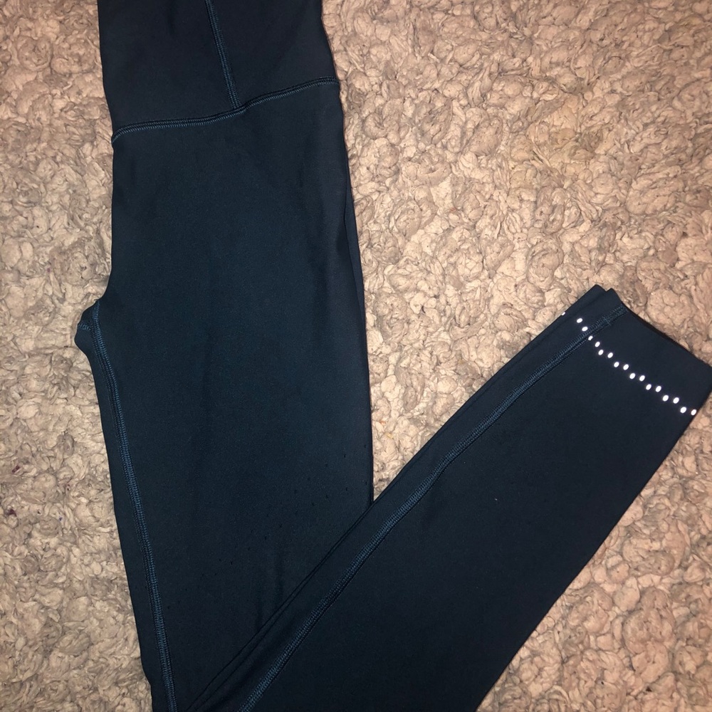 Lululemon In Zone Tight